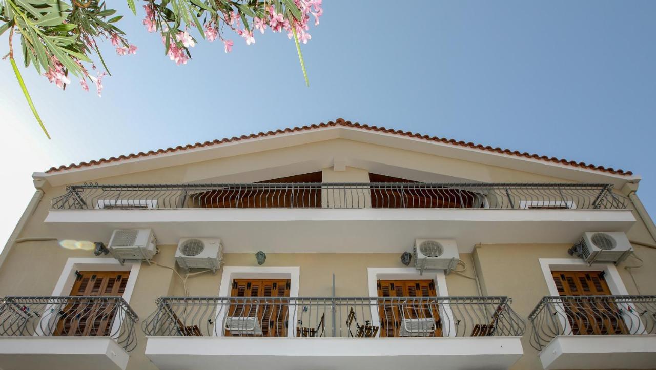 Papadatos Studios Argostoli (Kefalonia) Exterior foto